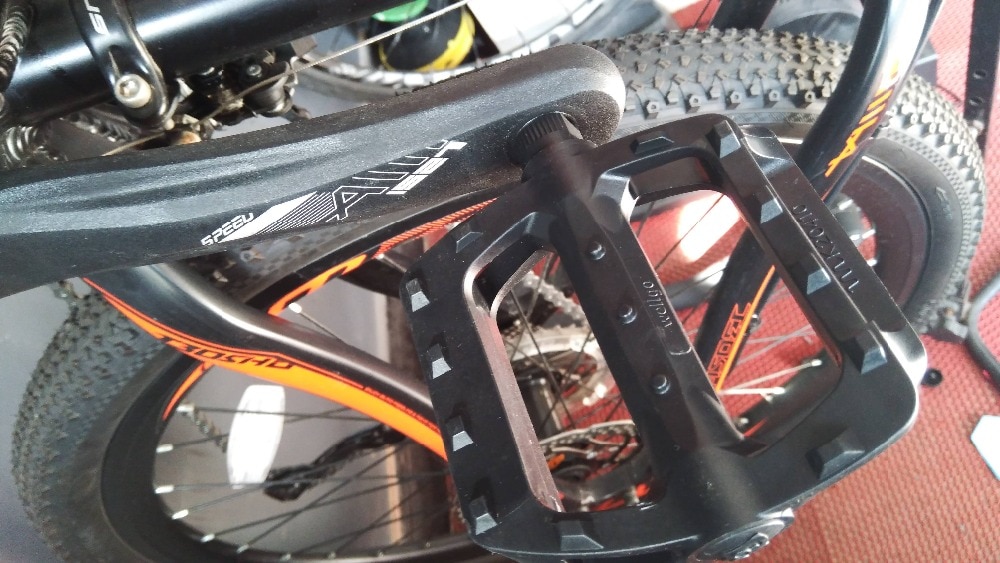Keenso Center Mount Dubbele Been Fiets Kickstand, Verstelbare Prcatical Mountainbike Voet Stand Mount Road Fiets Dubbele Benen Parkeerrek