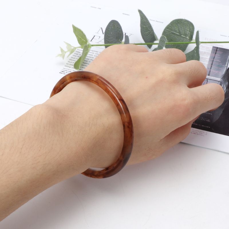 Schildpatt Acryl Armbinde für Frauen Jahrgang Harz Leopard Fleckige Runde modisch Hochzeit Armreifen Frauen Schmuck