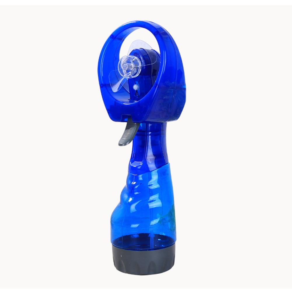 Vandspray ventilator håndholdt mini køle spray ventilator batteri lille ventilator rengørbar og sikker elastisk ventilator blade håndholdt ventilator til studerende: Blå