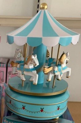 Merry Go Round Music Box Geometric Baby Room Decoration Unisex Wooden Christmas Horse Carousel MusicBox birthday ado: L