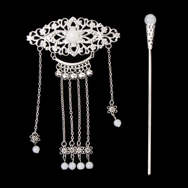Women Retro Traditional Chinese Wedding Floral Tassels Bells Hair Stick Chopsticks Headwear Hairstick Jewelry: White