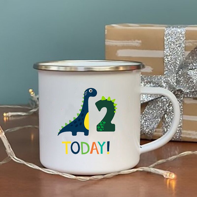 Dinosaurier Geburtstag Anzahl Drucken Becher Kreative Wasser Saft Tasse Trinken Nachtisch Milch Emaille Becher Griff Getränk freundlicher Geburtstag: XH1794-A015WH-8