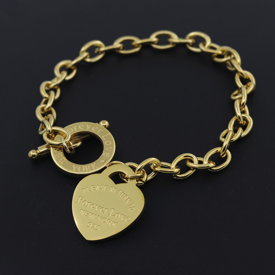 Gorący klasyczny ze stali nierdzewnej złoty kolor bransoletki i Bangles hurtownia biżuterii grzywny podwójne brzoskwiniowe serce bransoletki miłości kobiet: Chain Heart Gold