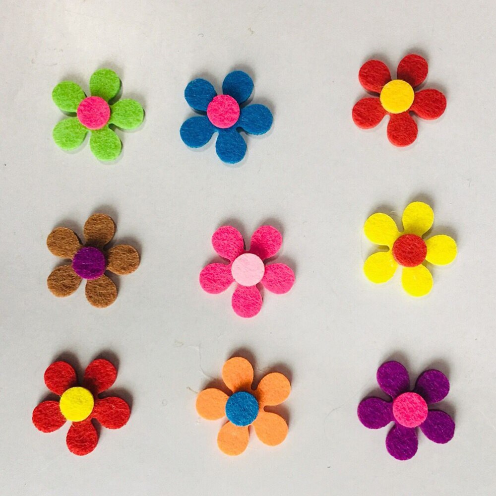 100 Uds 2,8 CM flores hechas a mano tela no tejida flores de cinco pétalos fieltro flor forma ciruela adornos tela suministros para DIY
