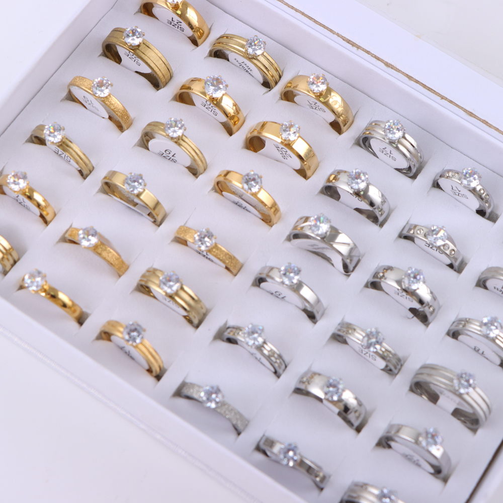 10/20/30/50 stks/partij Mode Elegante Ingelegde Roestvrij Stalen Ring Met Strass High-end Vrouwen Voorstel Engagement Sieraden