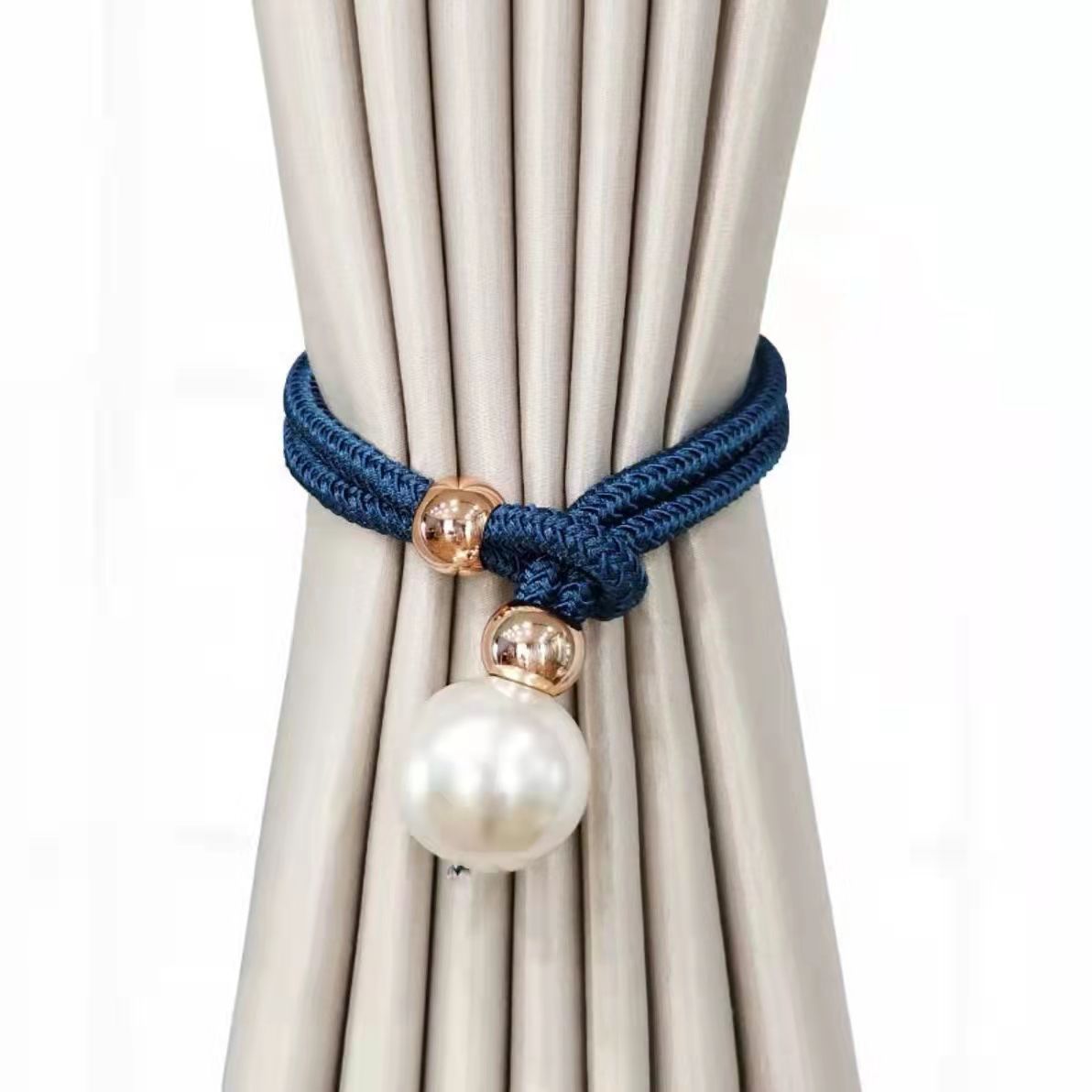 1Pc Heavy Curtains Clamps Curtain Holder Pompom Tieback Clips Hanging Balls Tie Back Home Decoration Accessories: WHITE