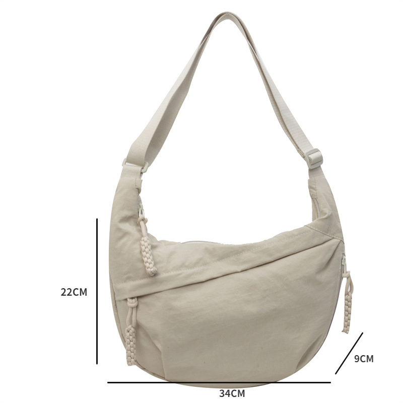 Vrije tijd Crossbody Hobo Bag met grote capaciteit Veelzijdig en niche Nylon schoudertas Studentenklasse postbode tas