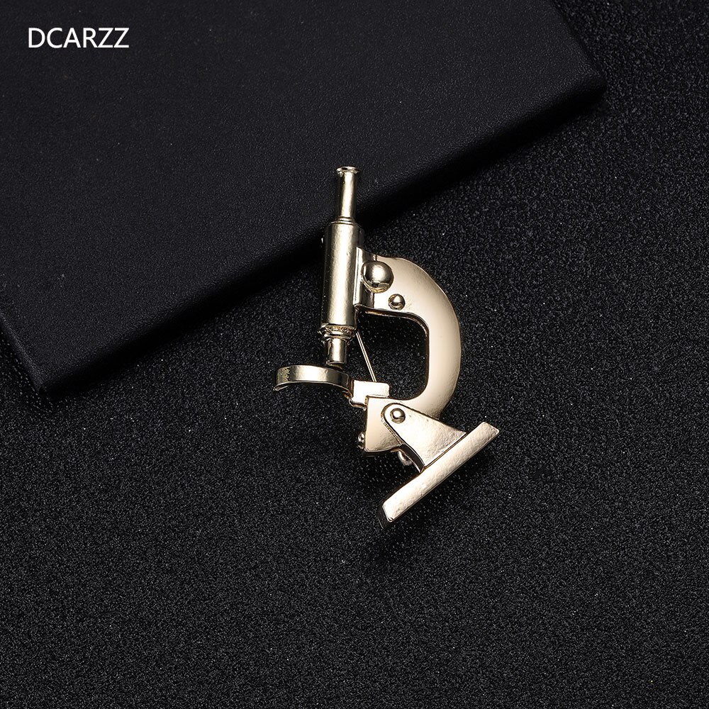 DCARZZ Gold Mikroskop Pins Broschen Doktor Nurse Medical Pins Metall Trendy Schmuck Partei Nach Romatic Brosche für Frauen