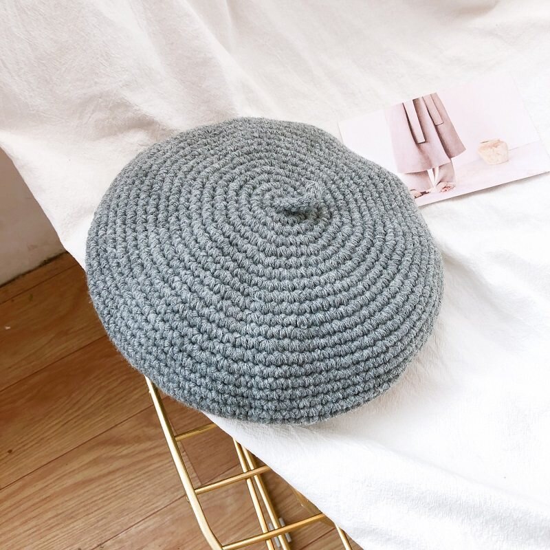 beret damski jesienno-zimowy kapelusz z filcu ozdoba robić włosów brytyjski retro wełniany malarz ośmiokątny kapelusz czapka z dzianiny: szary