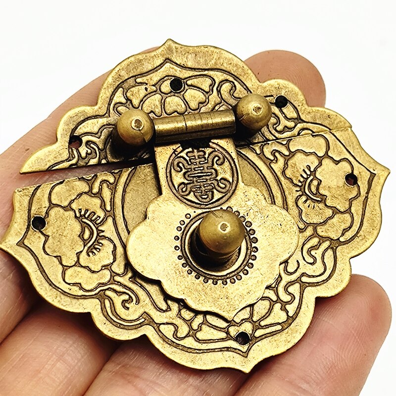 2Pcs Antieke Gouden Doos Hasp Vergrendelingen Chinese Oude Lock Catch Voor Sieraden Koffer Gesp Clip Sluiting Meubels Hardware W/Schroeven