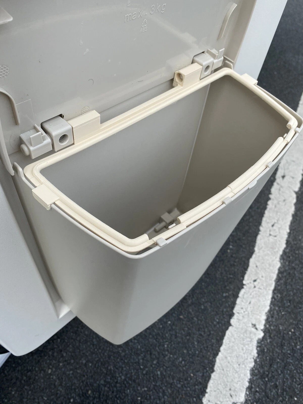 RV Trash Can Hartal Bracket Trash Bin D Ring Beige Interior Trash Storage Accessories For Hobby Dethleffs Lmc Caravan Motorhome