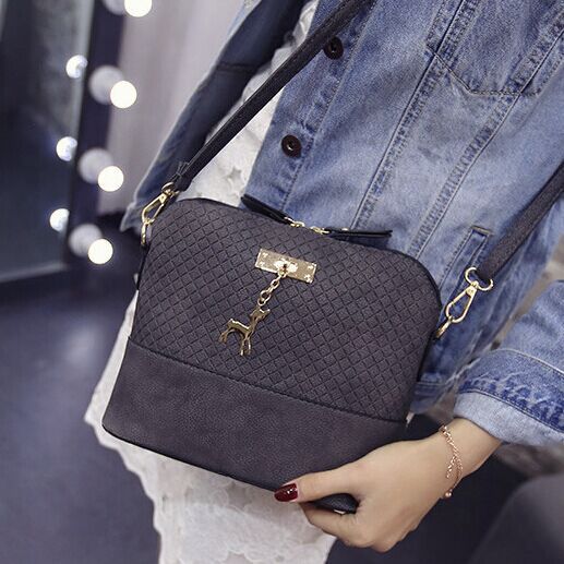 Shoulder Bags for Women Mini Bag with Deer Toy Shell Shape Small Messenger Crossbody Bag Ladies Zipper HandBags: Gray-1