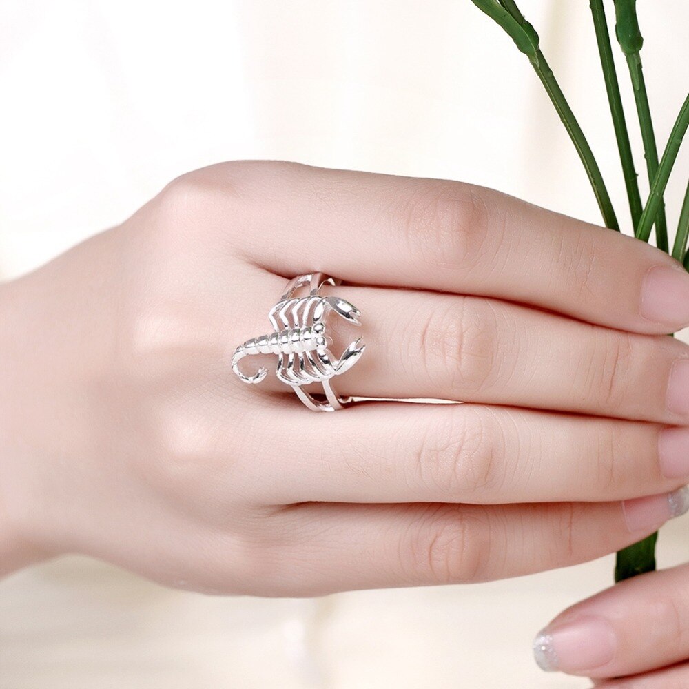, Hermoso anillo de plata de escorpión color plata mujeres bonitas dominantes anillo de señora joyería clásico R739