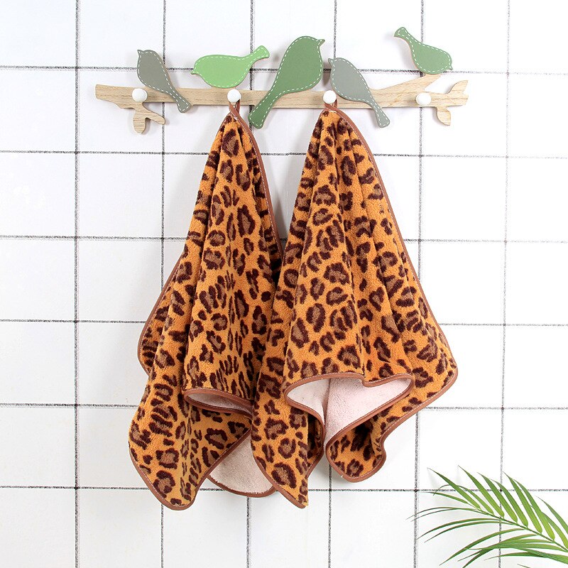 T187A Zacht Microfiber Handdoek Absorberende Badkamer Thuis Handdoeken Snel Droog Luipaard Print Gezicht Handdoek: brown leopard