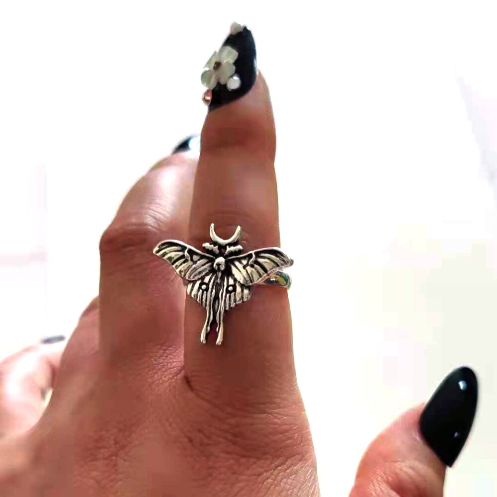 Hzew 5 Pcs Accessoires Dier Mot Schedel Hoofd Mot Hanger Voor Vrouwen Man: 15