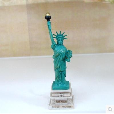 Statue of Liberty model crafts, the United States tourism souvenirs, home furnishings: Style 10  18 cm