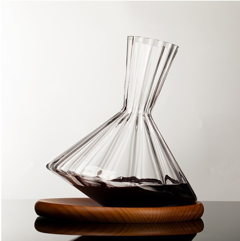 2000Ml Tumbler Wine Decanter with Wood Tray Lead-Free Hand Blown Crystal Wine Carafe Rotating Rapid Sway Whiskey Decanter