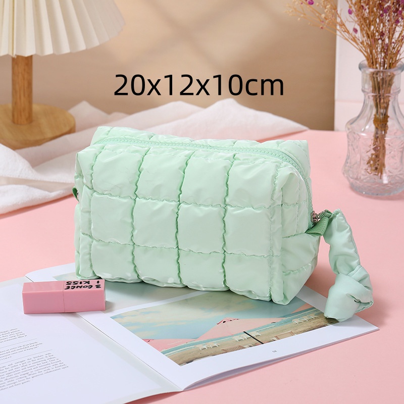 Makeup Bag Travel Toiletry Bag, Puffy Padded Make Up Bags for Women Makeup Organizer Case, Wide-open Pouch Purse Travel Essentia: Pink
