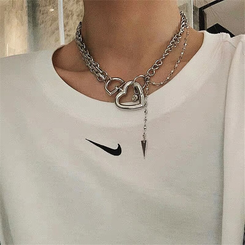 Huanzhi Punk Zilver Kleur Metal Choker Multi-layer Hollow Hart Dikke Ketting Strass Ketting Voor Vrouwen Party