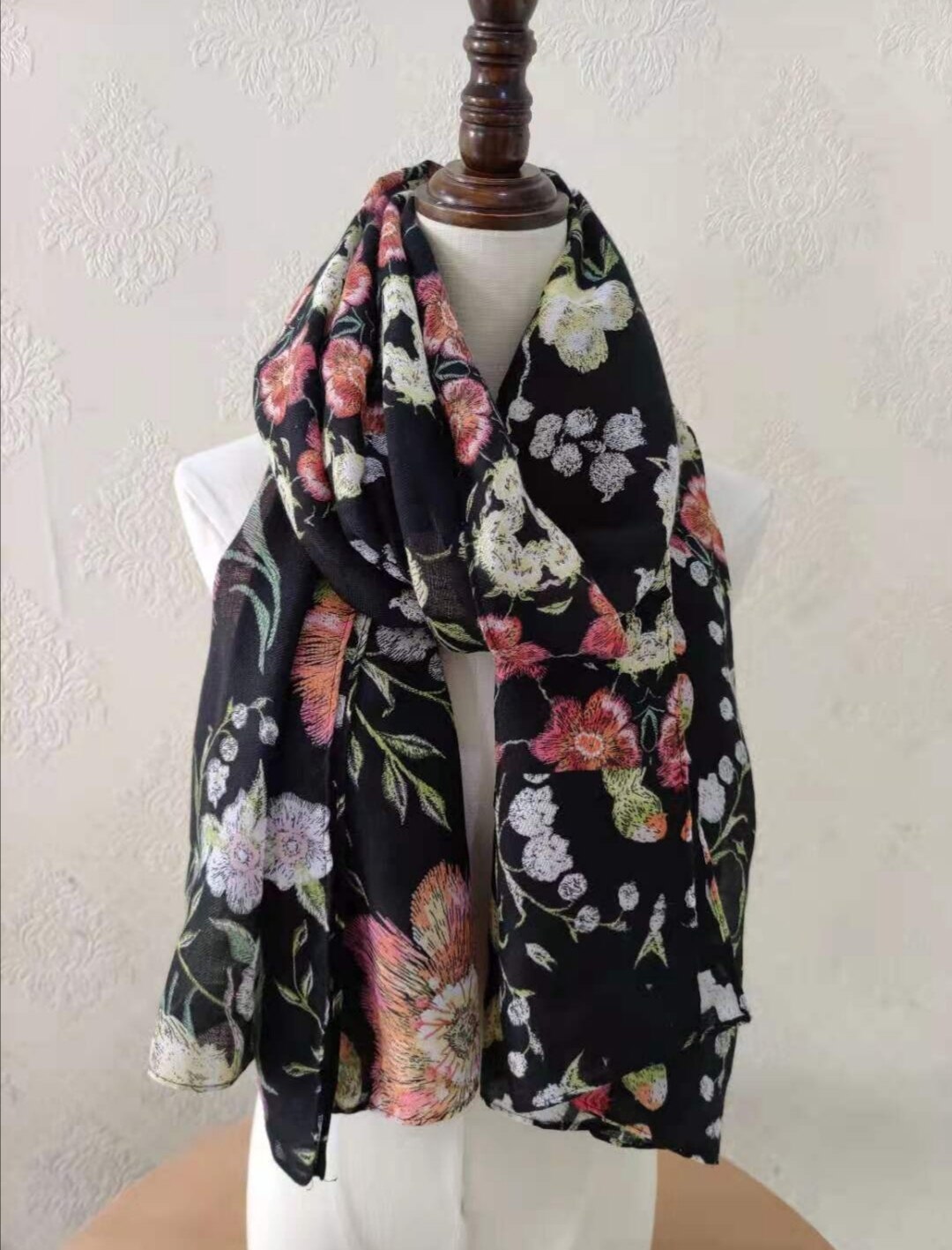Spaanse Desigual Kleurrijke Print Sjaal Zonnescherm Strandlaken Geborduurd Warme Handdoek Zon Bescherming: 17