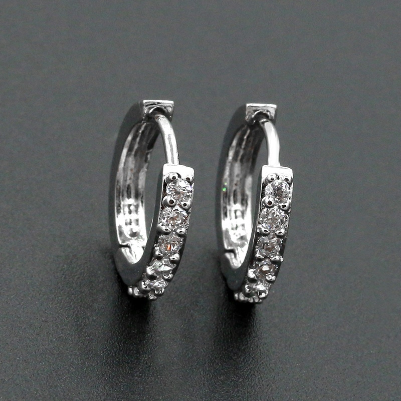 1 paar Frauen Gepflasterte Kristall Zirkon Runde Hoop Ohrringe Einfache Fein Schmuck AIC88