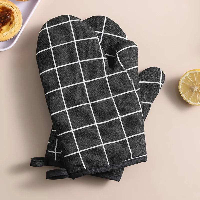 2 pieces of insulated kitchen gloves, heat-resistant microwave gloves, heat-resistant thickened grid oven gloves: black