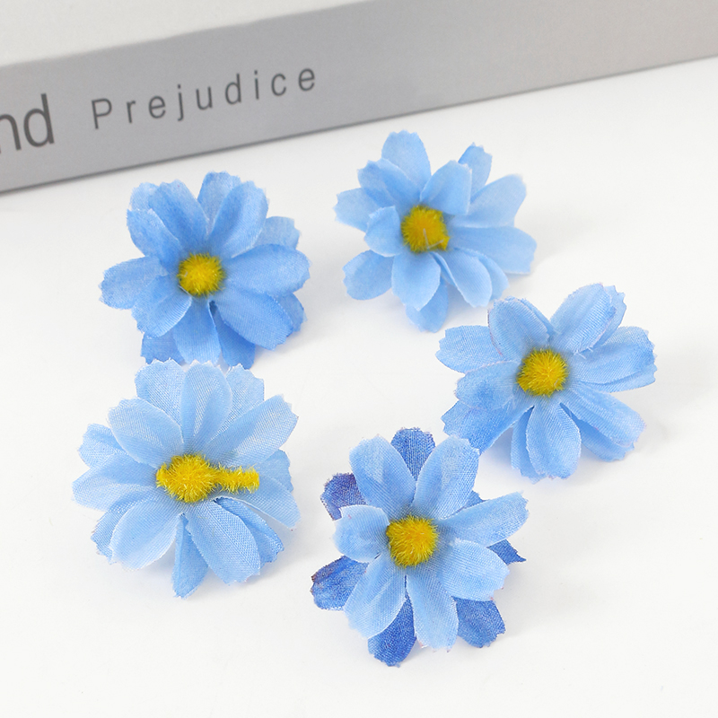 30/50 Uds. Flores artificiales Margarita flores de seda decoración boda decoración en casa Margarita Floral suministros para manualidades: M / Castaño