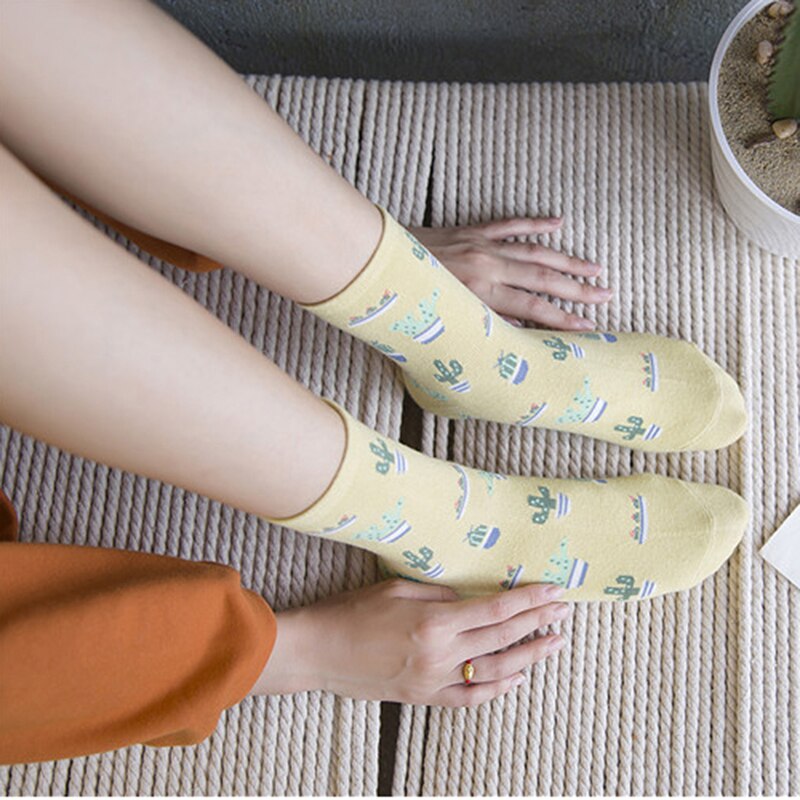 HENGSONG-Calcetines de algodón con de Cactus para mujer, calcetín cómodo, bonito, para deporte de abrigo