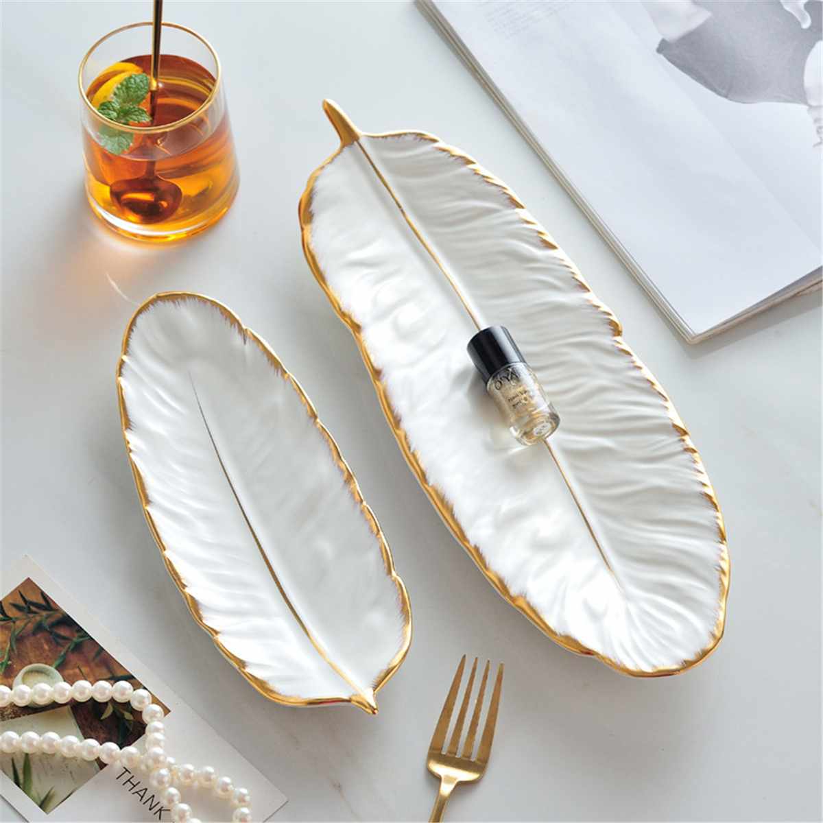Leaf Shape Ceramic Plate Gold Porcelain Fruit Dessert Jewelry Plates Dish Dinnerware Sushi Tableware Feather Storage Tray