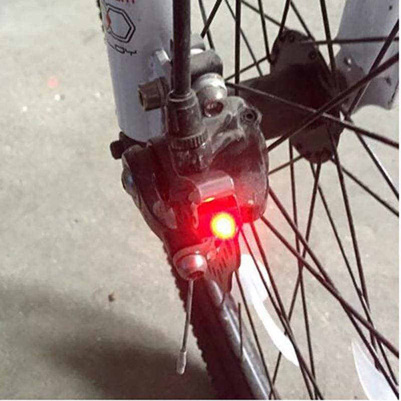 Fietsen Rem Fiets Light Mount Staart Achter Fietslicht LED Licht Hoge Helderheid Waterdichte rode LED lamp Fietsen Accessoires