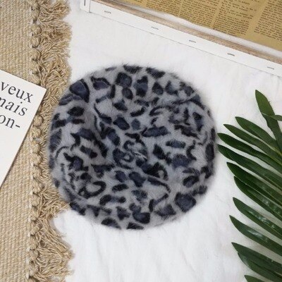 1pc Winter Warm Faux Wool Leopard Beret Women Girls French Artist Beanie Hat Cap Kawaii Leopard Flat Top Caps Warmers: 1pc Gray
