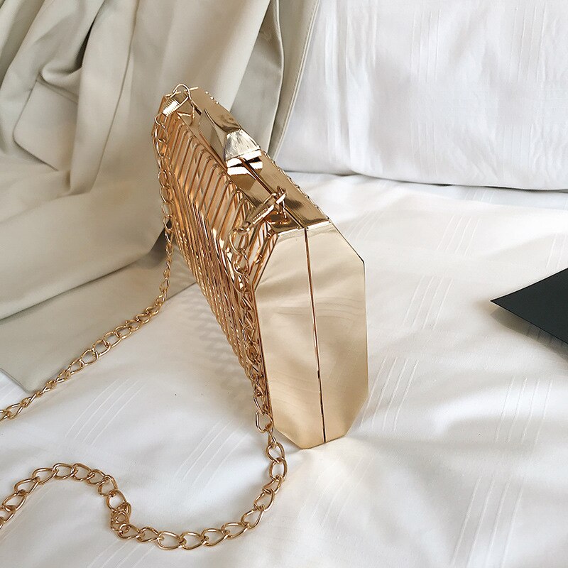 Unique Metal Hollow Women's Evening Clutch Bag Ladies Chain Shoulder Bag Crossbody Messenger Party Bag Frame