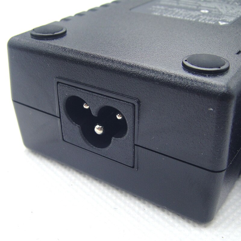 Genuine 19V 7.1A 135W Power Supply for Acer Aspire 1360 1520 1620 1670 ADP-135FB B ADP-135FB F PA-1131-07 PA-1131-07 AC Adapter