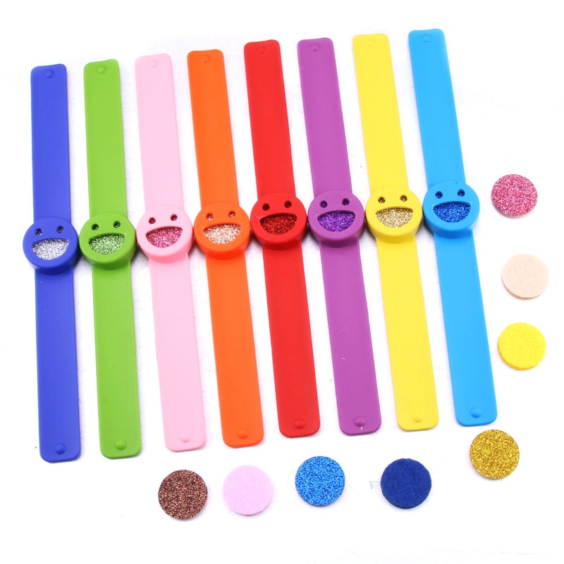 8 Colors 1pcs Smile Face Silicone Slap Bracelets Essential Oils Diffuser Wristband anti-mosquito for Kids