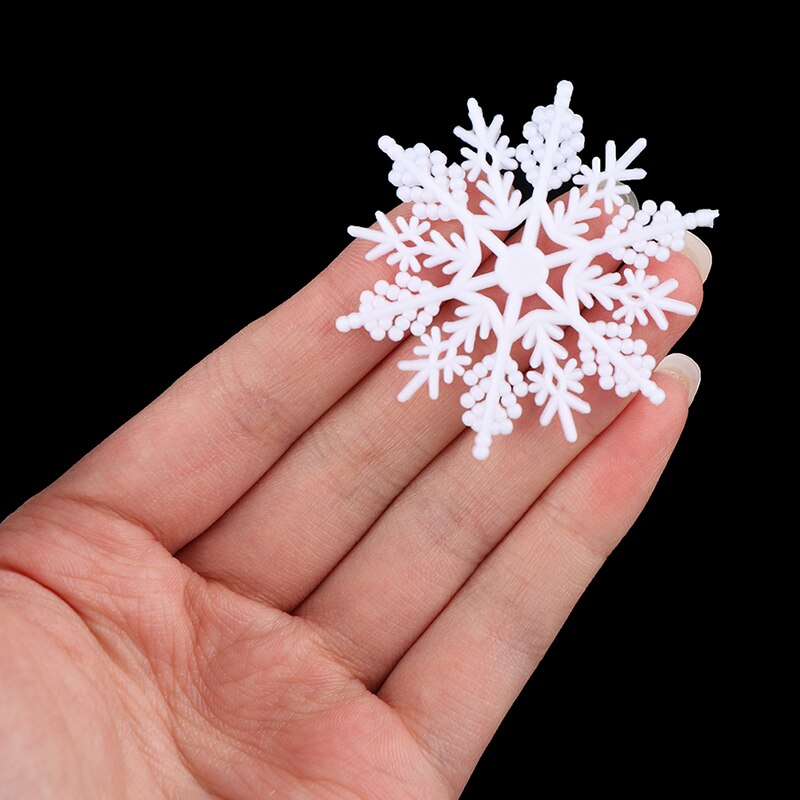 10pcs/set 12 Petals Plastic White Snowflake Flakes Christmas Venue Decoration 3 Size