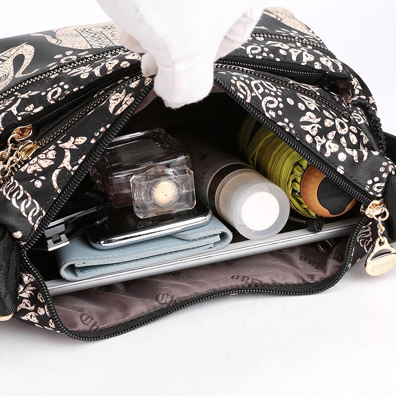 Moda Sacos de Nylon Impermeável Mulheres Mensageiro Carteira Do Vintage Impresso Hobos Bolsa Das Senhoras Sacos Crossbody Sacos de Ombro do Sexo Feminino