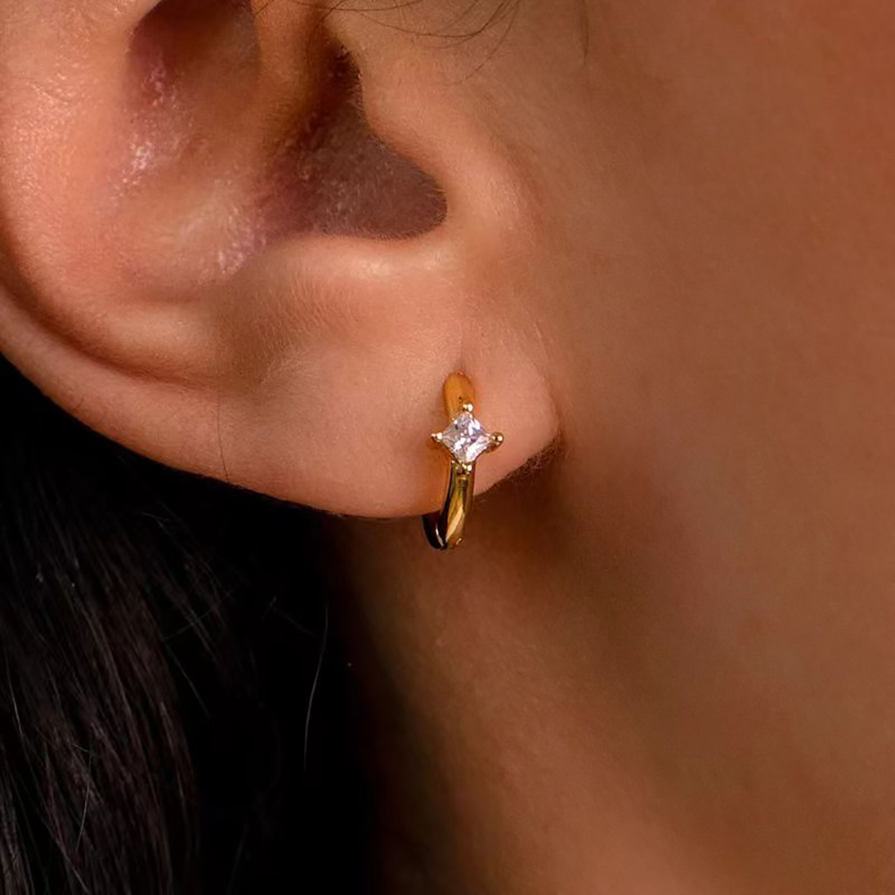 Aros Huggie de acero inoxidable para mujer, aretes pequeños y delicados de Color dorado clásico, joyería minimalista de estilo coreano, pendientes de para mamá