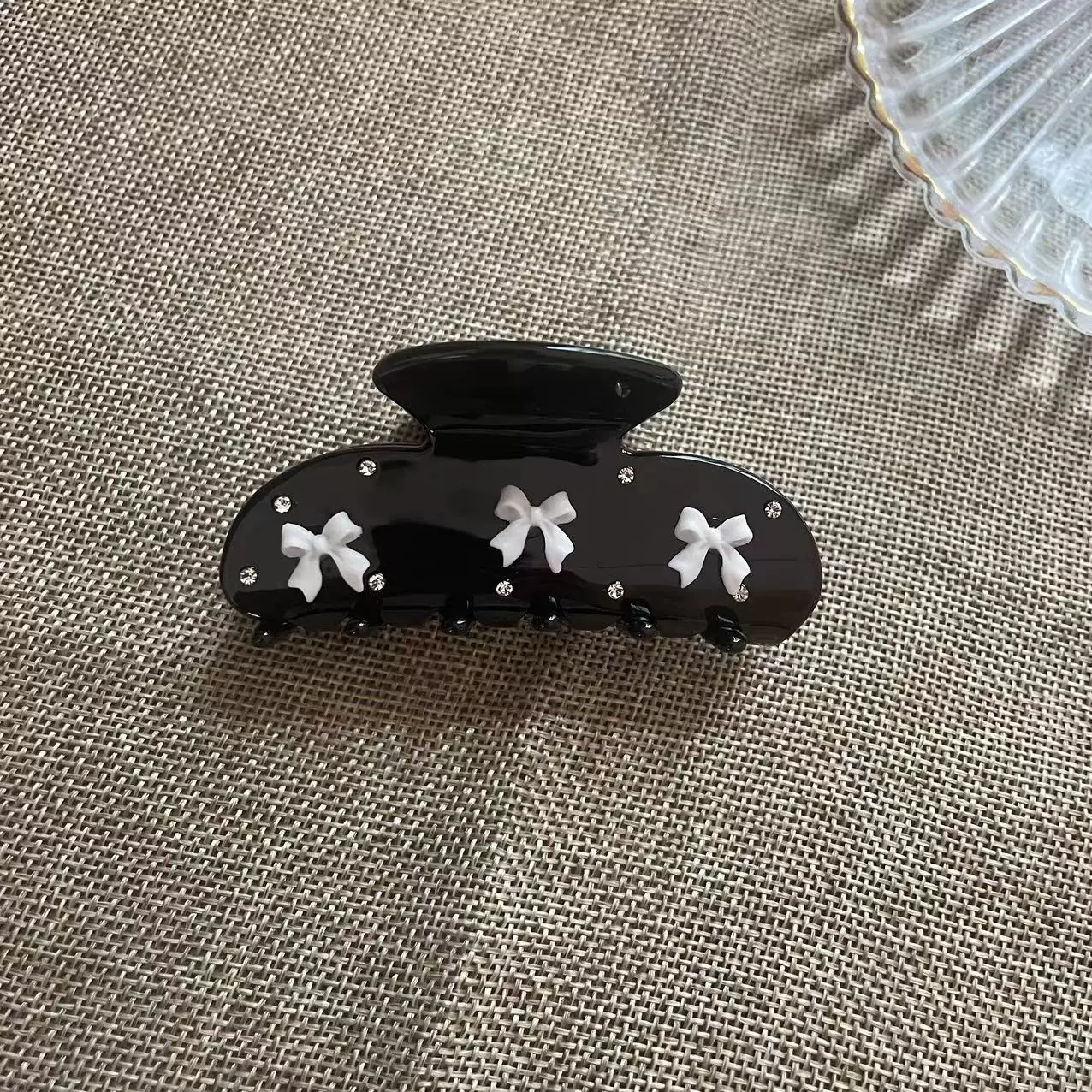 Accesorio para diadema de tiburón, pinzas para el pelo con tachuelas de diamantes y lazo, pinzas para el cabello geniales, sujeción fuerte para accesorios para el cabello largos y gruesos: Negro