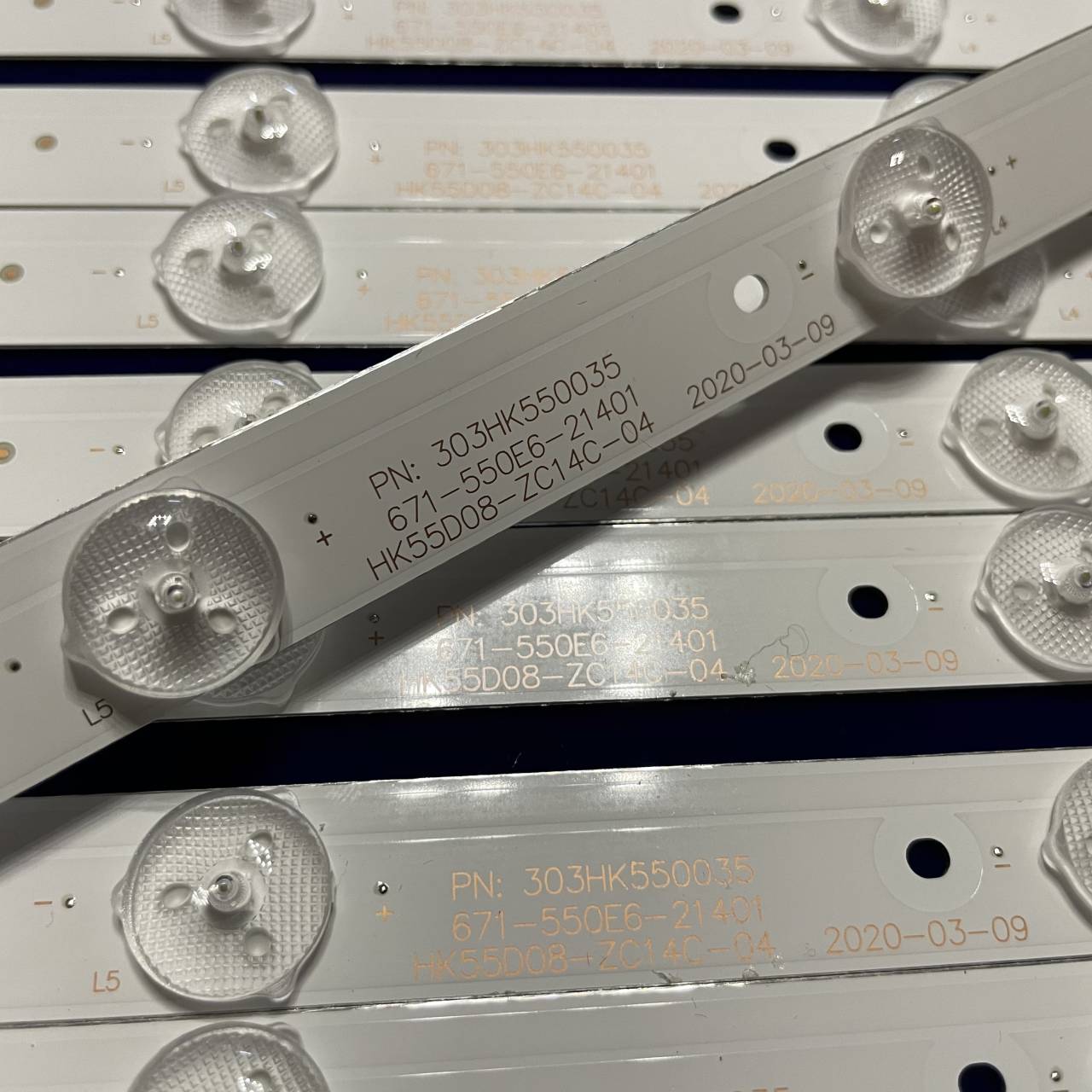 12PCS LED Backlight HK55D08-ZC14C-04 for WD55UH4530 Sceptre U550CV-UMC8A1IV58AA.6501L566000020 2301055F700170 JS-RD81366AN-7001