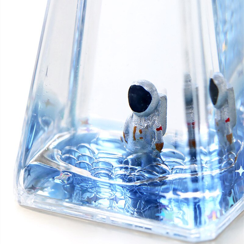 Spaceman Astronaut Floating Liquid Oil Acrylic Hourglass Liquid Visual Movement 3 min Hourglass Timer Home Decoration