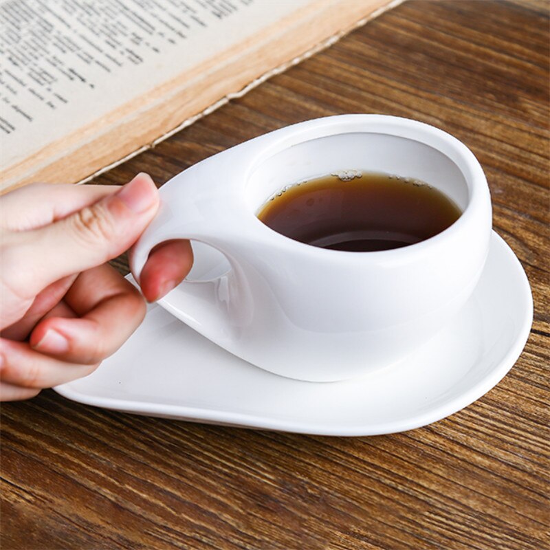 Tasse à café en céramique, style européen tordu, avec soucoupe, tasse à thé créative de l&#39;après-midi, porcelaine blanche, pour eau et lait, verres