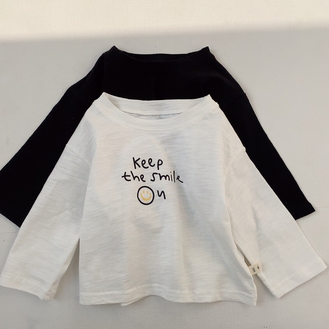 2022 neue Baby T-Shirt Jungen Mädchen Langarm Frühling Sommer Halten Lächeln Druck lässig Spitzen Kleinkind Neugeborenen T-Hemden Outfits