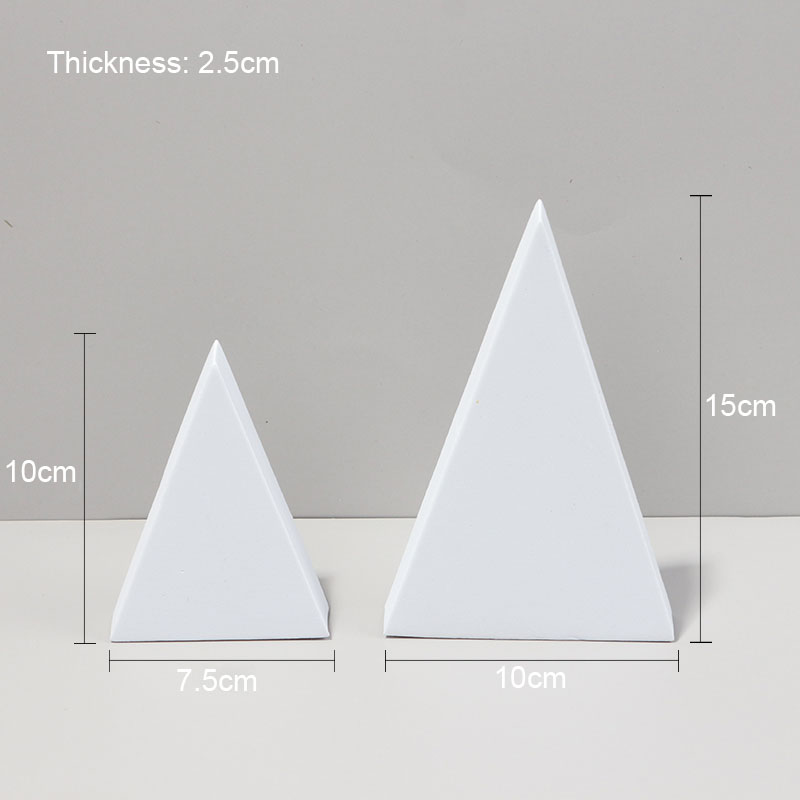 Cubos blancos para fotografía de mesa, Material de decoración de fondo 3D para posar fotos, joyería, juguete cosmético: Triangle 2 pcs