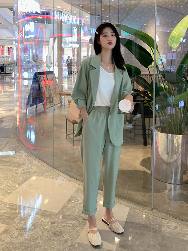 Traje de mujer novedad de verano estilo coreano temperamento traje casual extranjero pantalones de nueve puntos de dos piezas: L