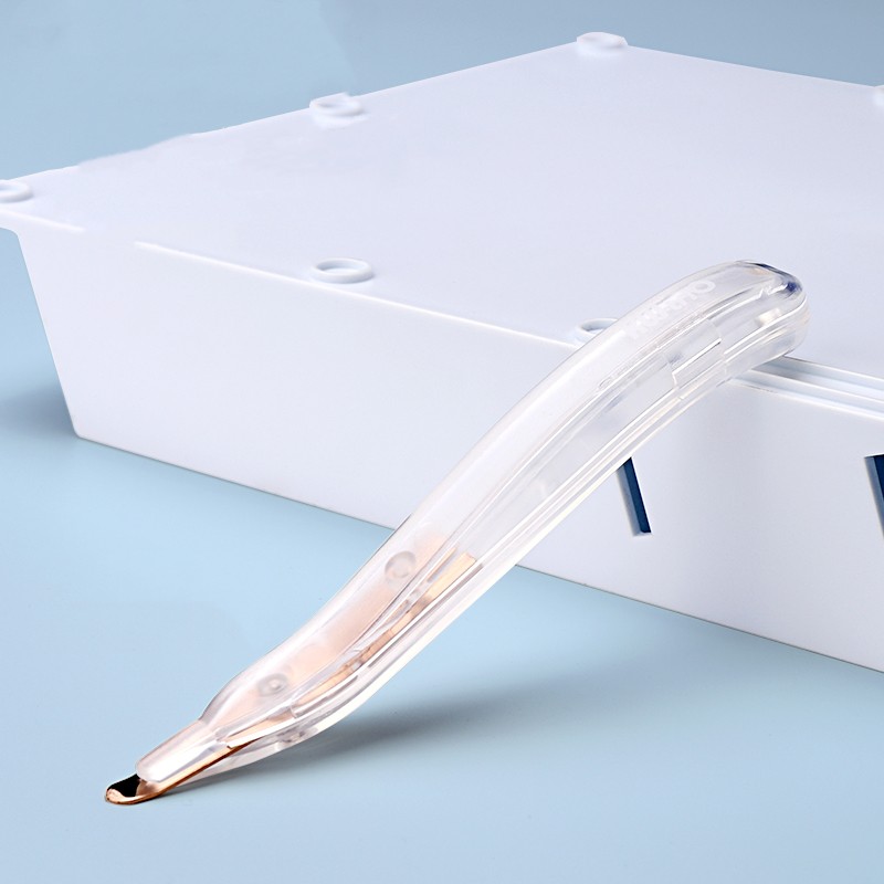 1pcs Flat Staple Remover Push Style Portable Magnetic Staples Removal Tool for Office School Stationery A6687: Blue