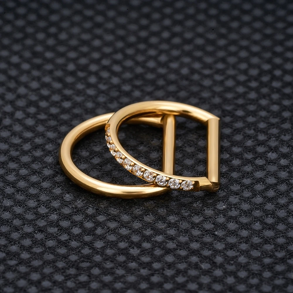 Astm f -136 titanium neusring, daith oorbel, hartvormige oorring, hoepel, kraakbeenring, tragusring, d-vormige helixring, scharnierende segmentring met heldere zirkonia.