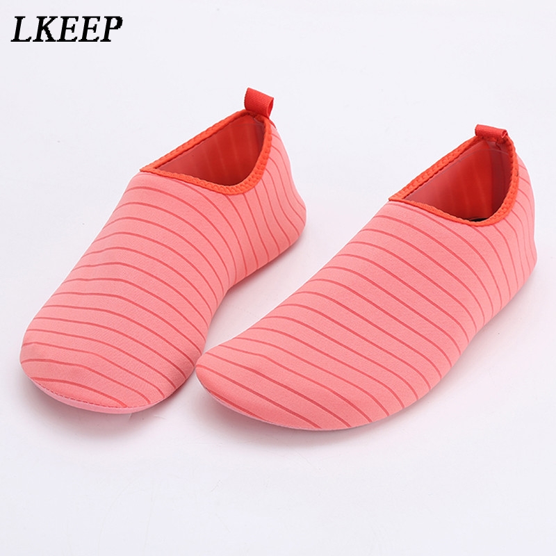 2022 Summer Women Swimming Water Shoes Men And Women Beach Shoes Adult Unisex Sneakers Soft Breathable Surfing Swim Shoes