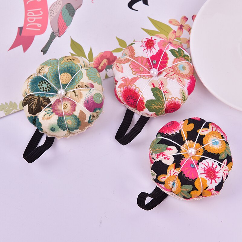 adjustable Pumpkin flower Needle Pin Wrist Cross Stitch Needle Sewing PinWrist sewing Pincushion Sewing Kit access