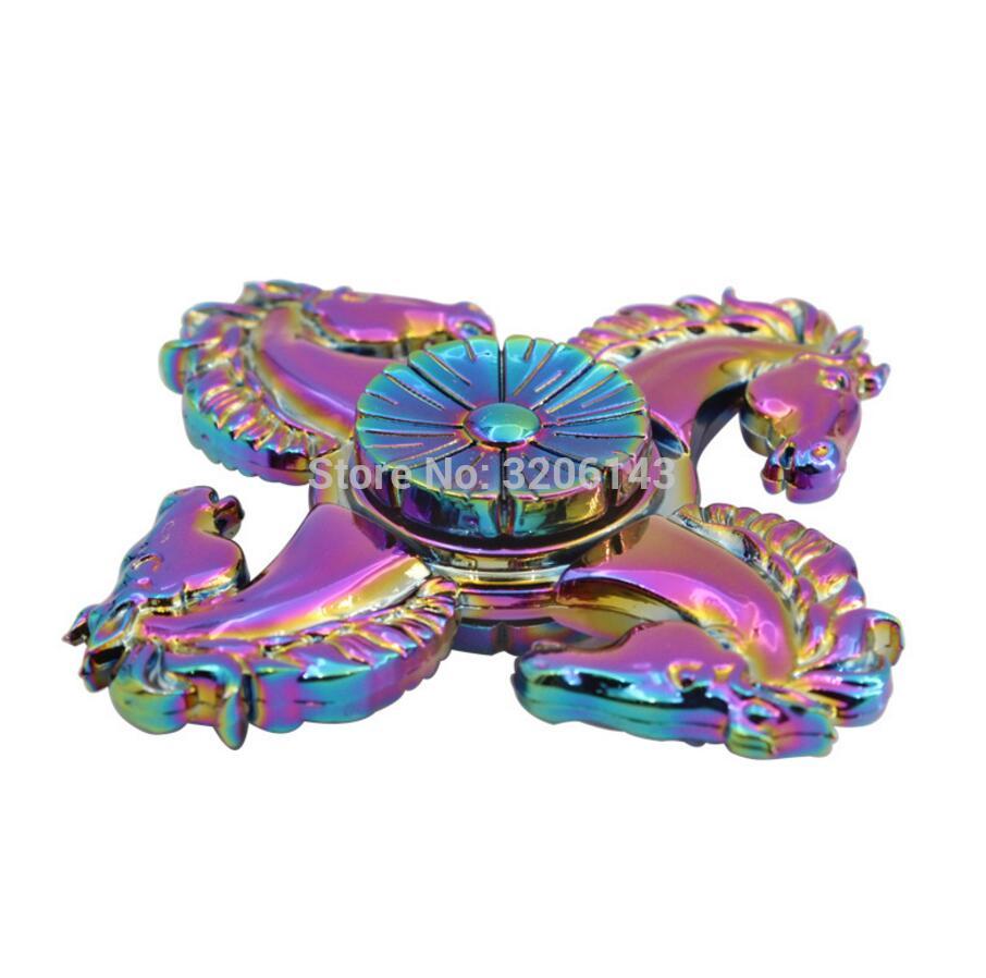 Regenboog Kleurrijke Vier Paard Zink Fidget Spinner Hand Spinner Voor Betere Focus Verminderen Autisme Adhd Stress Speelgoed Met Geschenkdoos