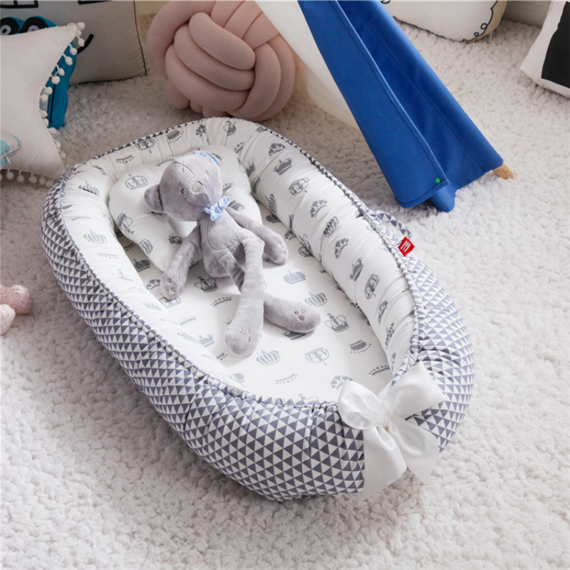 Newborn Travel Bed for Outdoor Bed Portable Baby Nest Bed with Pillow CushionInfant Crib Nest